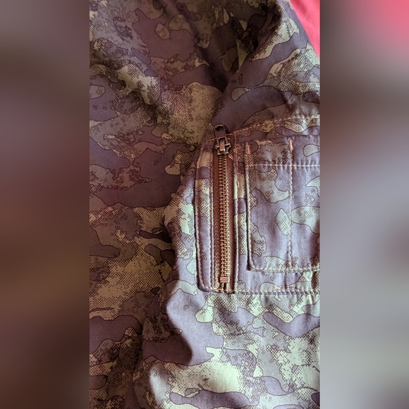 New(with tags) Unisex Bomber Jacket - Picture 4 of 7